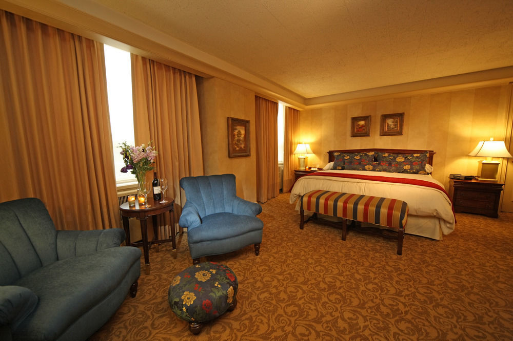Milwaukee Athletic Club Hotel Bagian luar foto