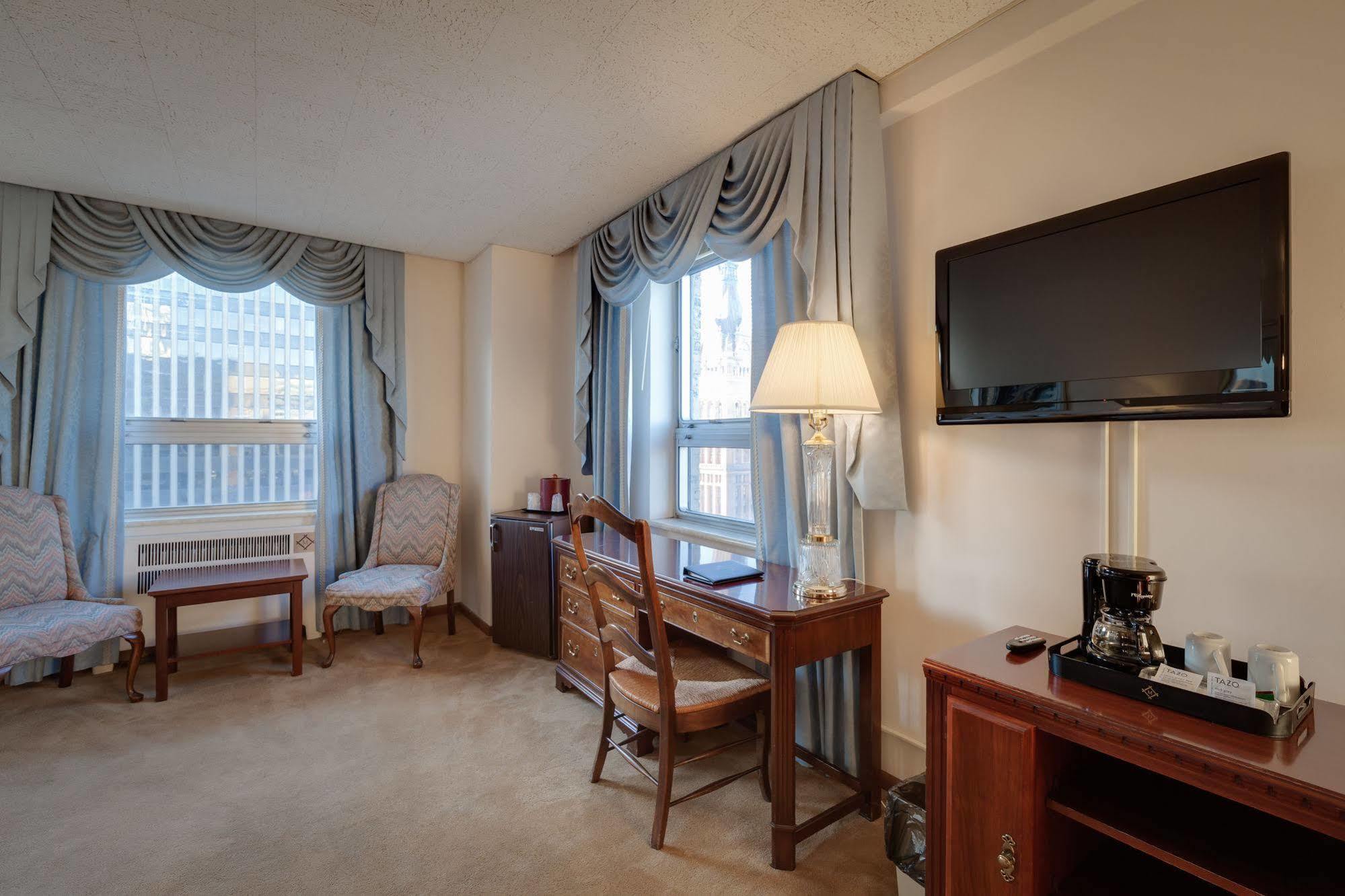 Milwaukee Athletic Club Hotel Bagian luar foto